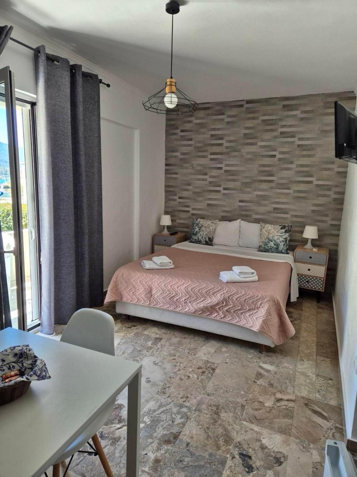 Drossinos Studios Poros Town Exteriér fotografie